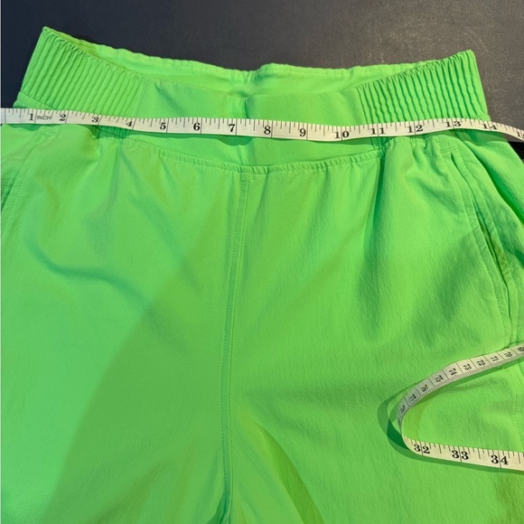 lululemon stretch woven wide leg high rise pant pistachio S NWOT neon green - Picture 7 of 11